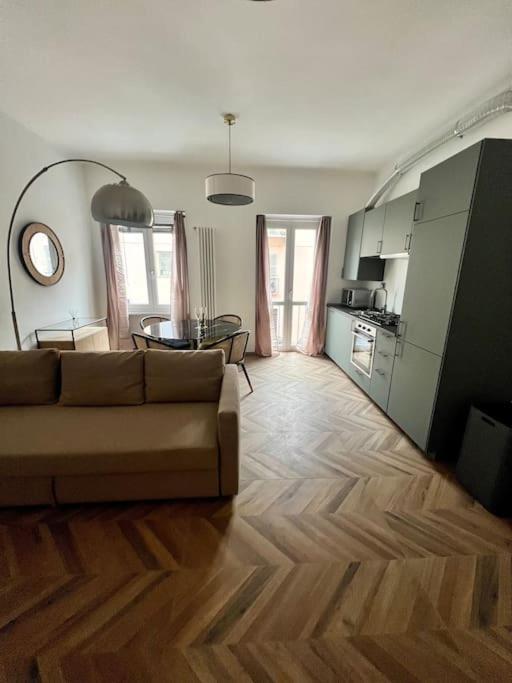 Casa Sassari - Vicino Porta Susa F.S. Turín Exterior foto